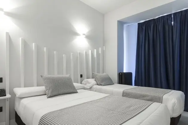 Tek Büyük Yataklı Oda, 2 Tek Kişilik Yatak, Şehir Manzaralı