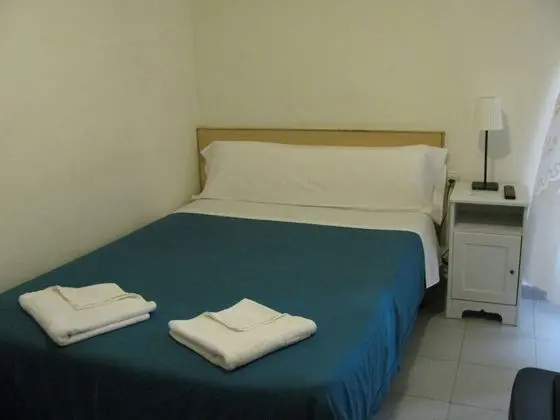 Tek Kişilik Oda, Ortak Banyo