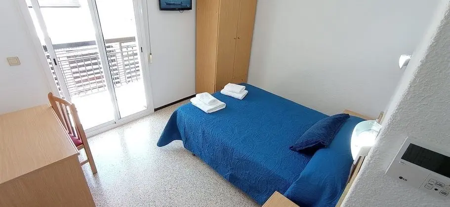 Tek Büyük Yataklı Oda, Balkon