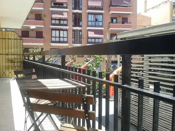 Tek Büyük Yataklı Oda, Balkon