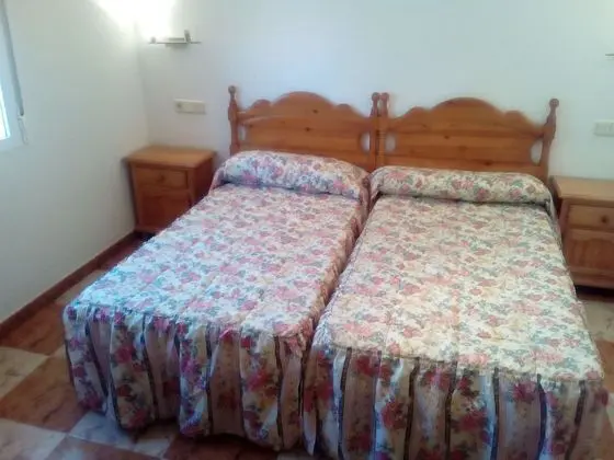 Basic Tek Büyük Yataklı Oda, 2 Tek Kişilik Yatak