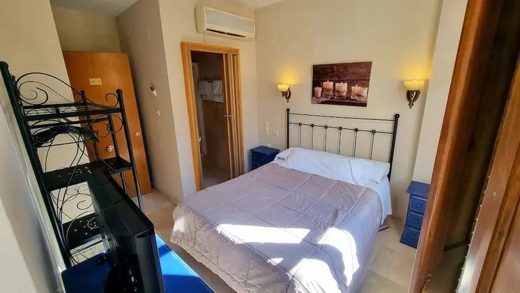 Tek Büyük Yataklı Oda