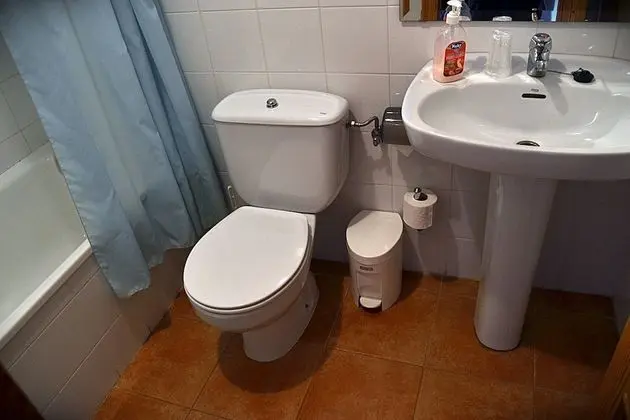 Tek Büyük Yataklı Oda (El Dornajo)