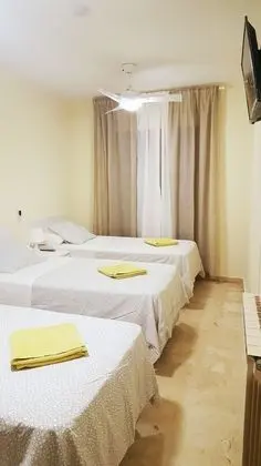 Üç Kişilik Oda, Ortak Banyo