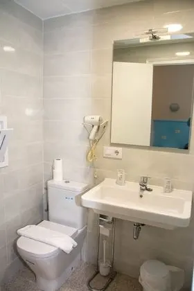 Tek Büyük veya İki Ayrı Yataklı Oda