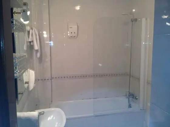 Superior Oda, 1 Büyük (Queen) Boy Yatak