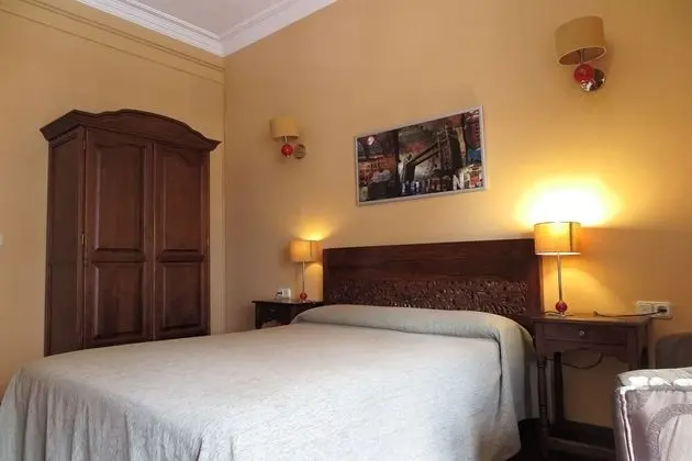 Tek Büyük veya İki Ayrı Yataklı Oda
