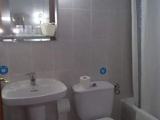 Basic Tek Büyük veya İki Ayrı Yataklı Oda, Banyolu/Duşlu, Şehir Manzaralı