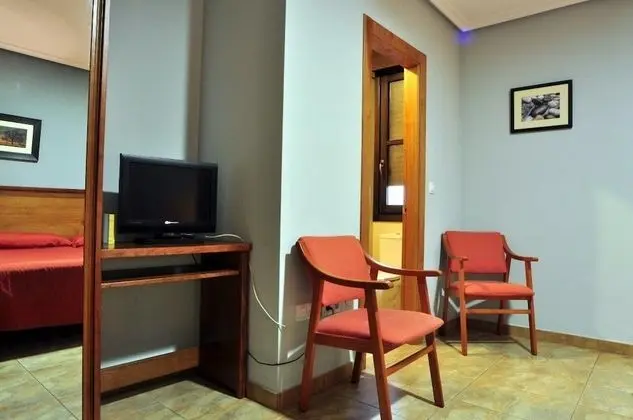 Tek Büyük veya İki Ayrı Yataklı Oda, Balkon
