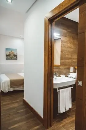 Economy Tek Büyük Yataklı Oda