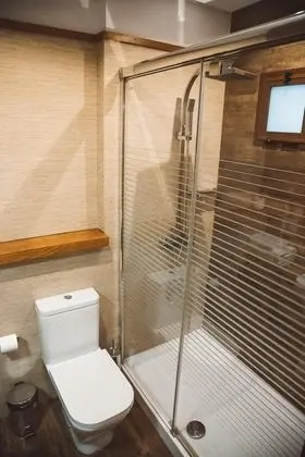 Economy Tek Büyük Yataklı Oda