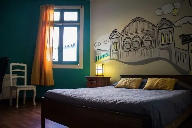 Tek Büyük Yataklı Oda, Ortak Banyo