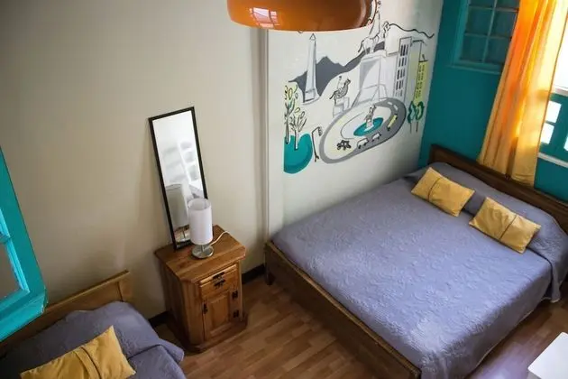 Üç Kişilik Oda, Ortak Banyo