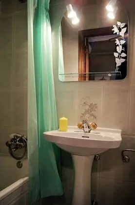 İki Ayrı Yataklı Oda, Özel Banyo