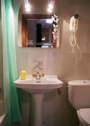 İki Ayrı Yataklı Oda, Özel Banyo