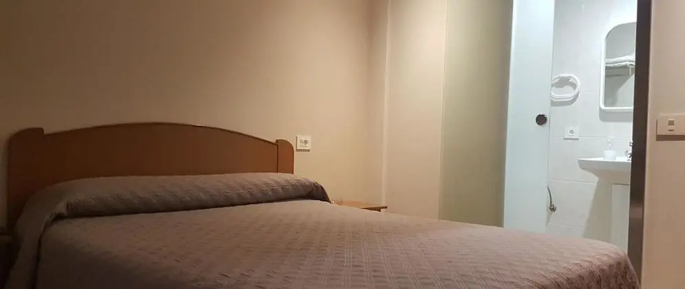 Tek Büyük veya İki Ayrı Yataklı Oda, Özel Banyo