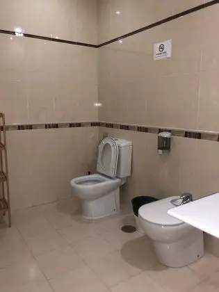 Economy Dört Kişilik Oda, Ortak Banyo