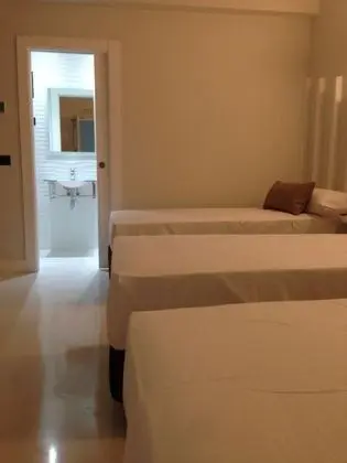Üç Kişilik Oda