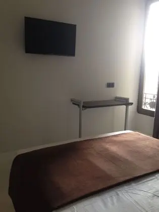 Üç Kişilik Oda