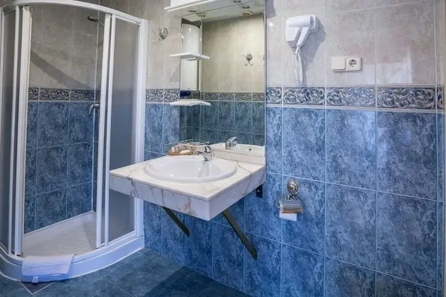 Tek Büyük veya İki Ayrı Yataklı Oda