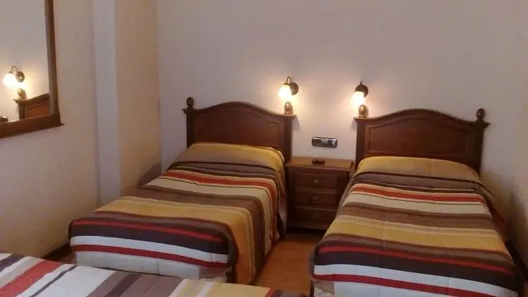 Family Üç Kişilik Oda