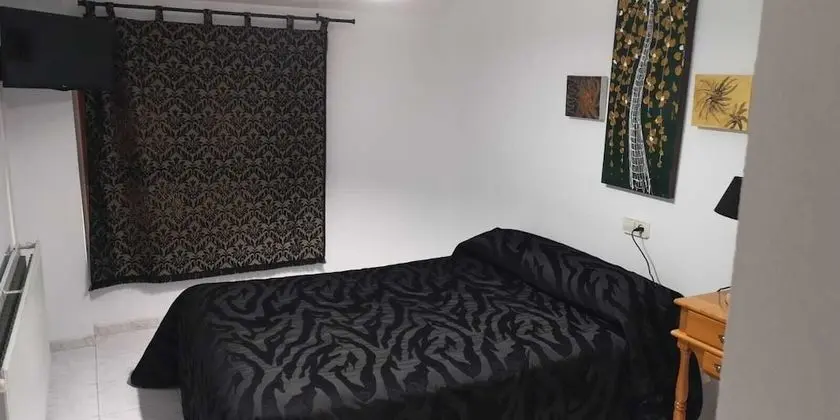 Tek Büyük Yataklı Oda, 1 Çift Kişilik Yatak