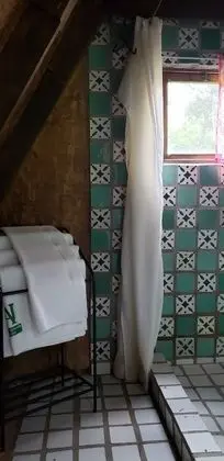 Kulübe, Banyolu/Duşlu, Göl Kenarı