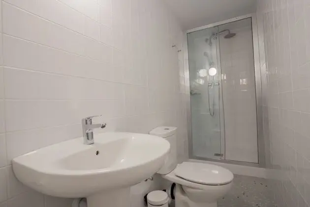 Economy Tek Büyük Yataklı Oda