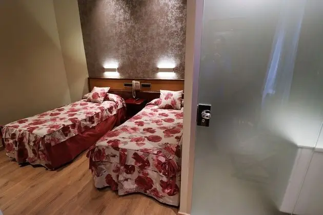 İki Ayrı Yataklı Oda, Özel Banyo
