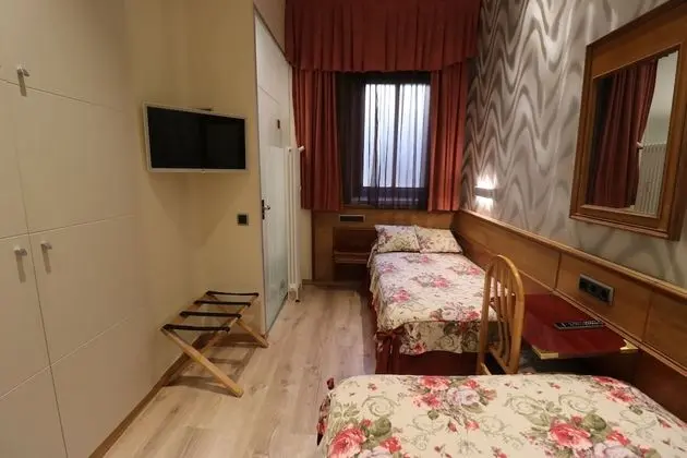 İki Ayrı Yataklı Oda, Özel Banyo