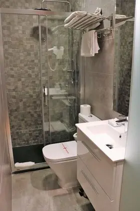 İki Ayrı Yataklı Oda, Özel Banyo