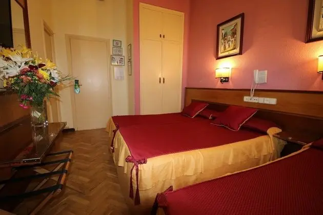 Üç Kişilik Oda, Özel Banyo