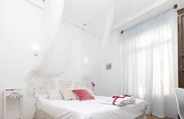 Tek Büyük Yataklı Oda, 1 Çift Kişilik veya 2 Tek Kişilik Yatak