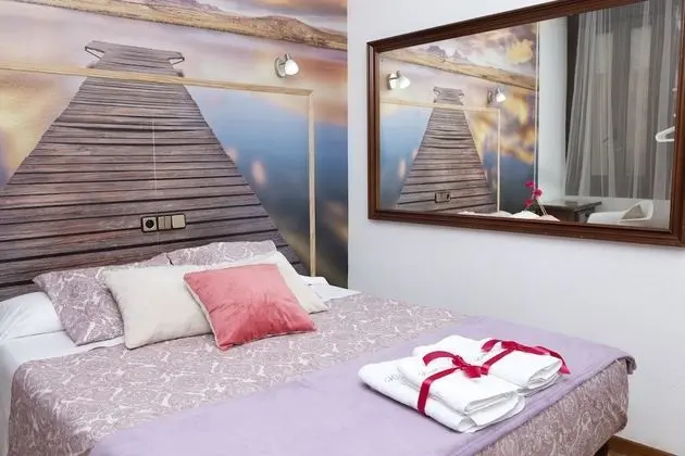 Tek Büyük Yataklı Oda, 1 Çift Kişilik veya 2 Tek Kişilik Yatak