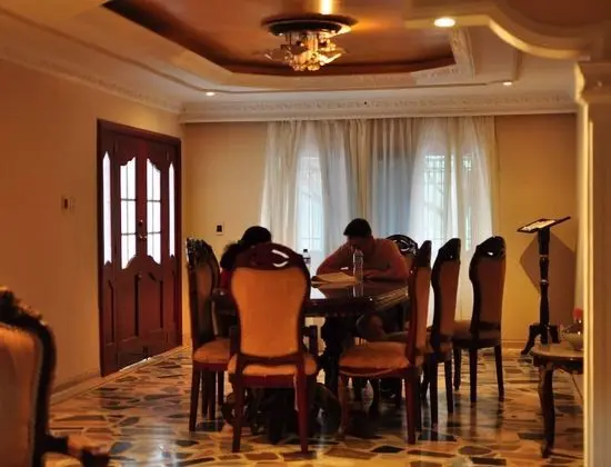 Ev, Birden Çok Yatak Odası, Balkon