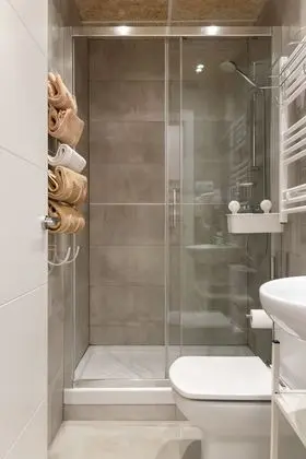 Tek Büyük Yataklı Oda, Balkon