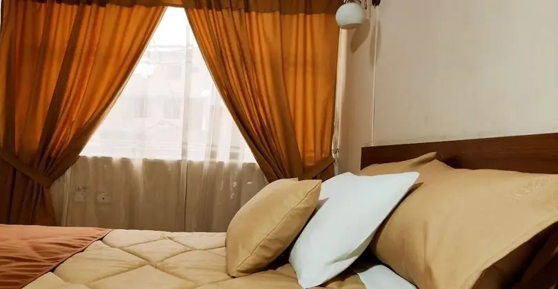 Tek Büyük Yataklı Oda