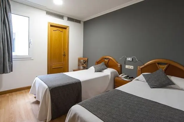 Tek Büyük veya İki Ayrı Yataklı Oda