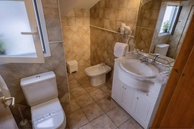 Üç Kişilik Oda (3 people)