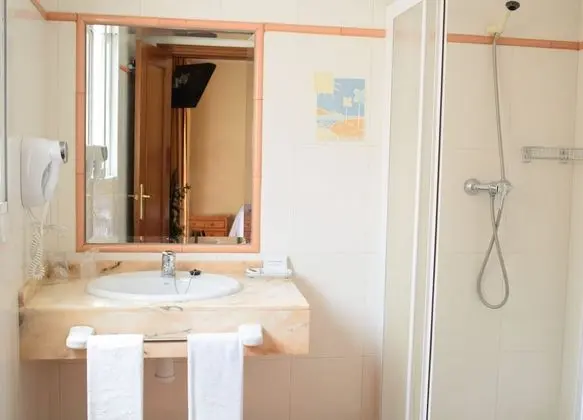 Superior Tek Büyük Yataklı Oda, 1 En Büyük (King) Boy Yatak, Şehir Manzaralı