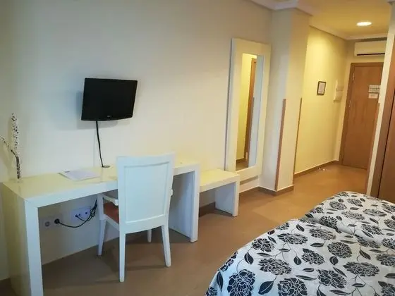 Tek Büyük veya İki Ayrı Yataklı Oda