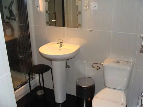 İki Ayrı Yataklı Oda, Özel Banyo