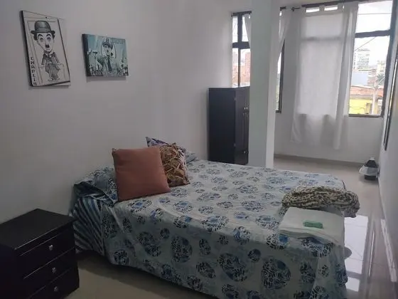 Basic Tek Büyük Yataklı Oda