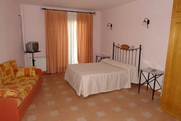 Superior Tek Büyük Yataklı Oda