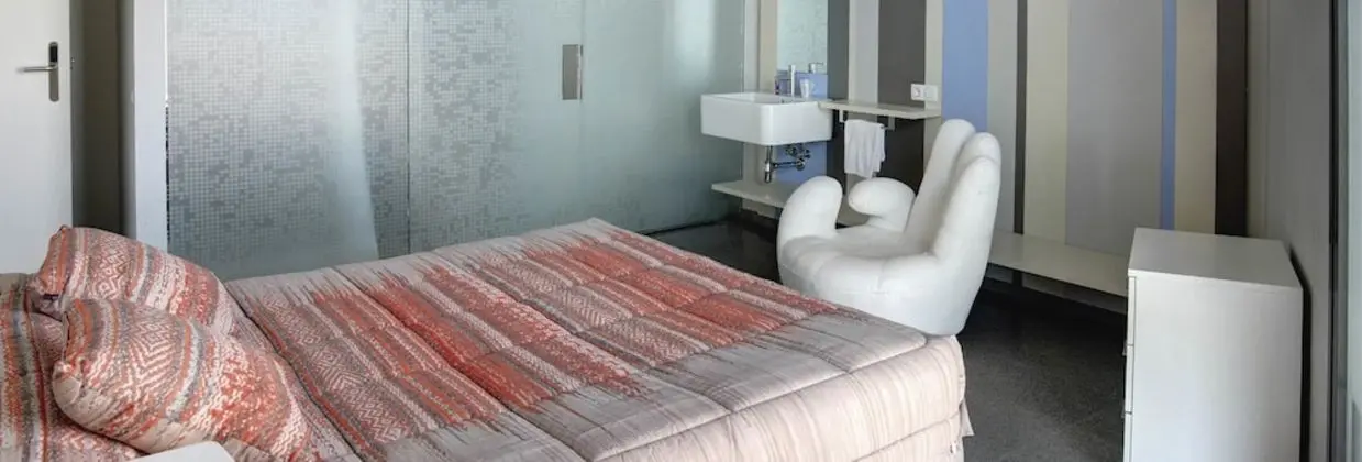 Tek Büyük Yataklı Oda