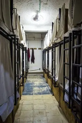 Ortak Ranzalı Oda, Karma Ranzalı Oda, Ortak Banyo