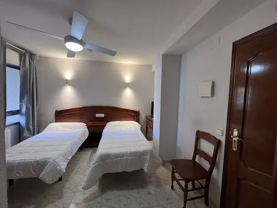 Tek Büyük veya İki Ayrı Yataklı Oda