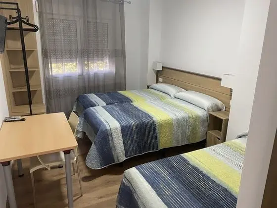 Üç Kişilik Oda, 3 Tek Kişilik Yatak