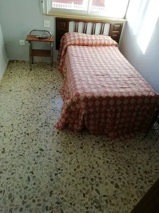 Tek Kişilik Oda, Ortak Banyo