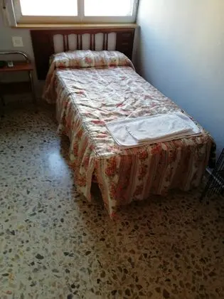 Tek Kişilik Oda, Ortak Banyo